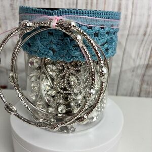 Mystery Treasure 16 oz Jar - Lot 0237